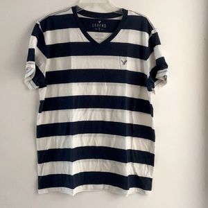 ⚓️ Men’s V-neck shirt ⚓️